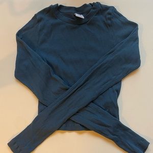 Blue cropped long sleeve